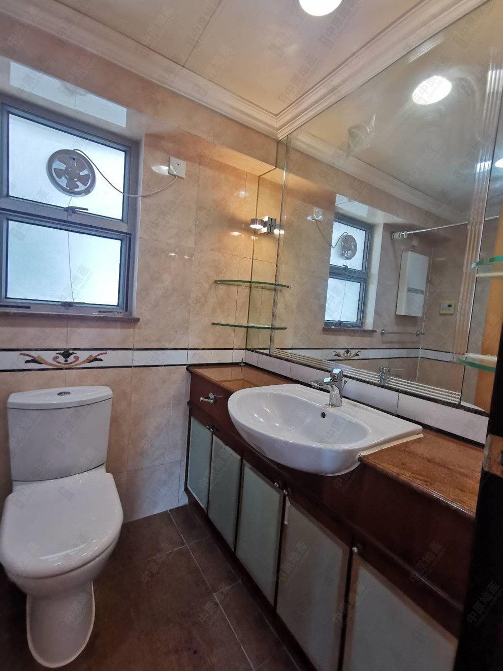 Unit Interior-Bathroom