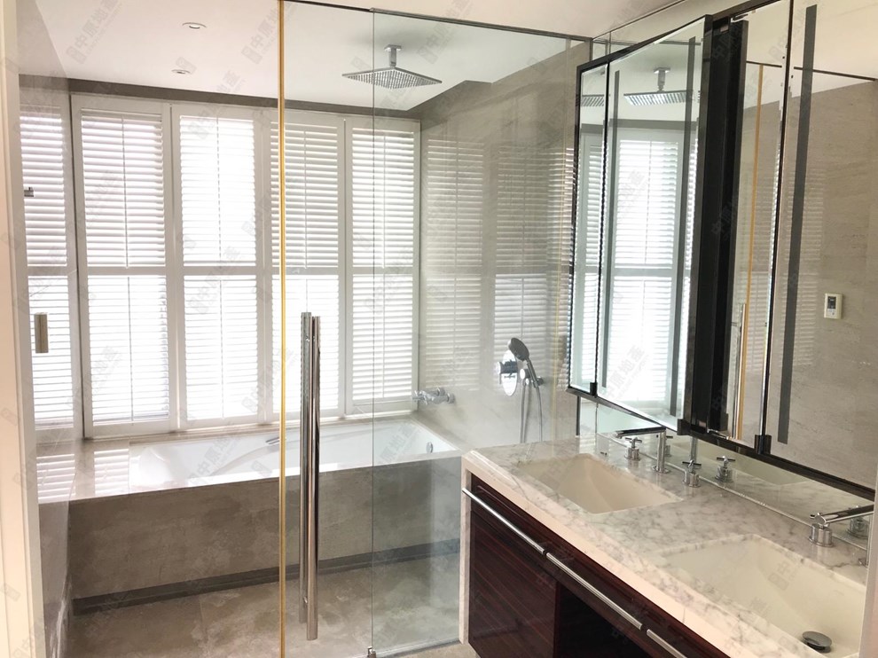 Unit Interior-Master Bathroom