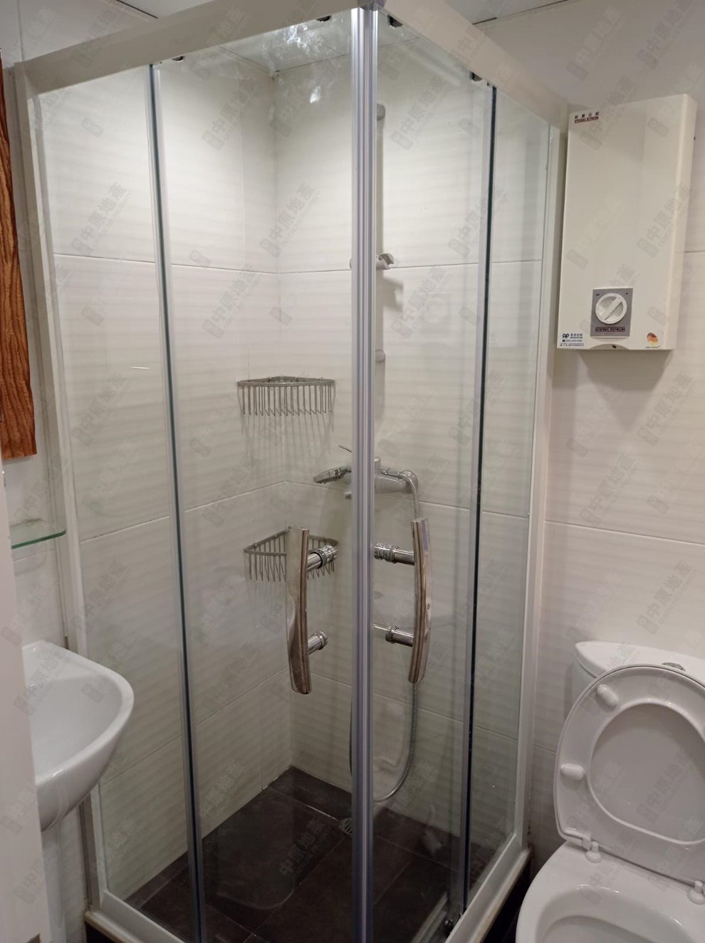 Unit Interior-Washroom