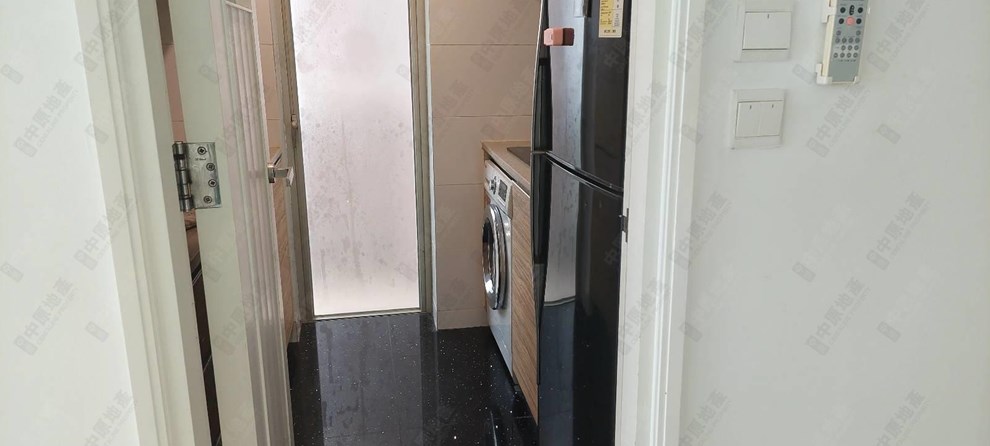 Unit Interior-Kitchen