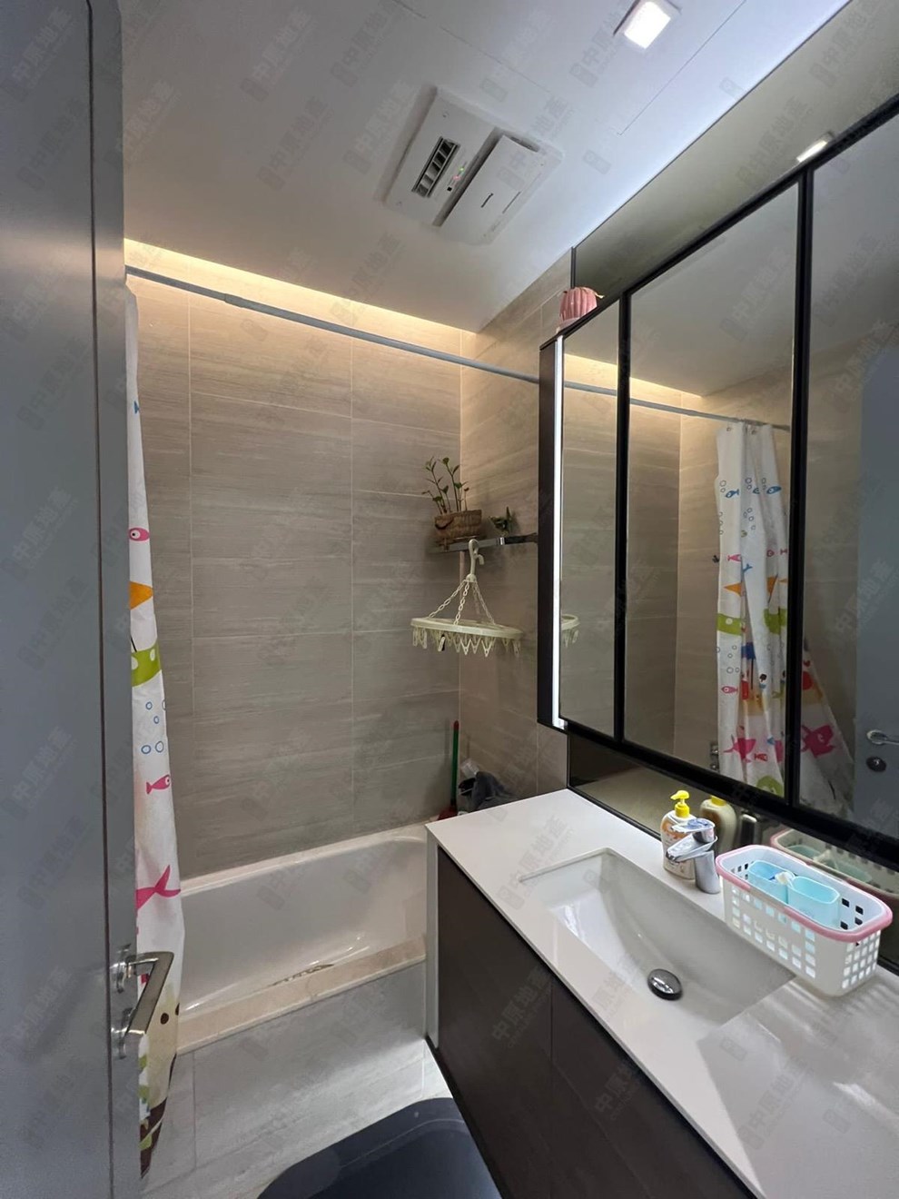 Unit Interior-Bathroom