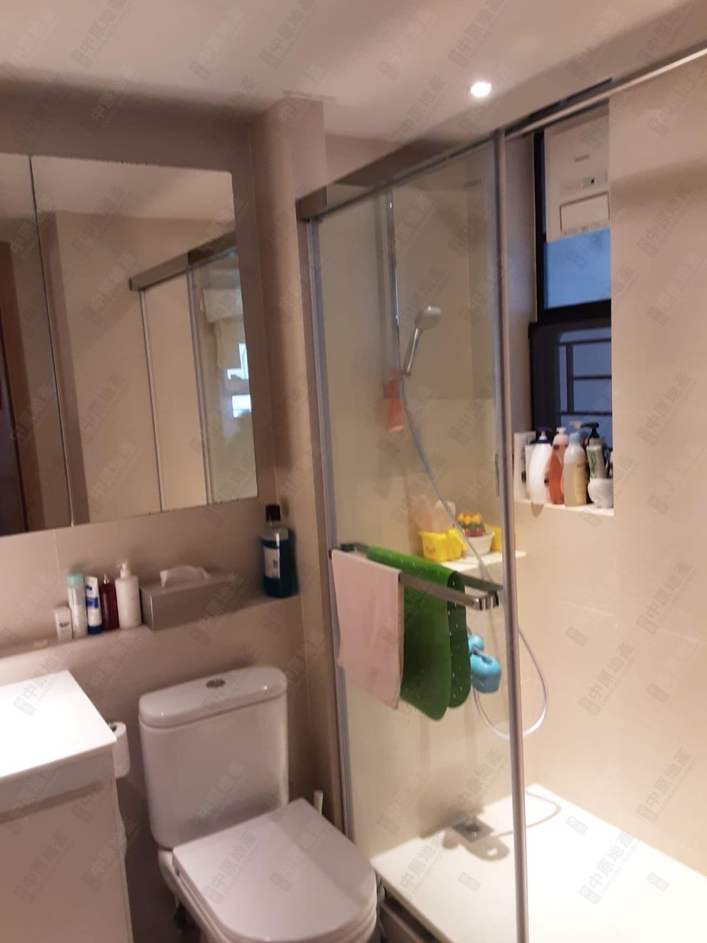 Unit Interior-Bathroom
