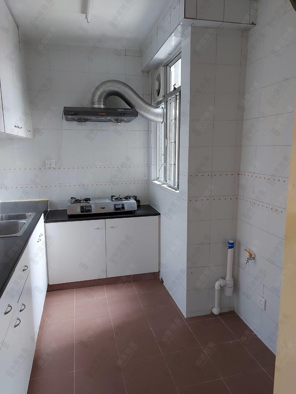 Unit Interior-Kitchen