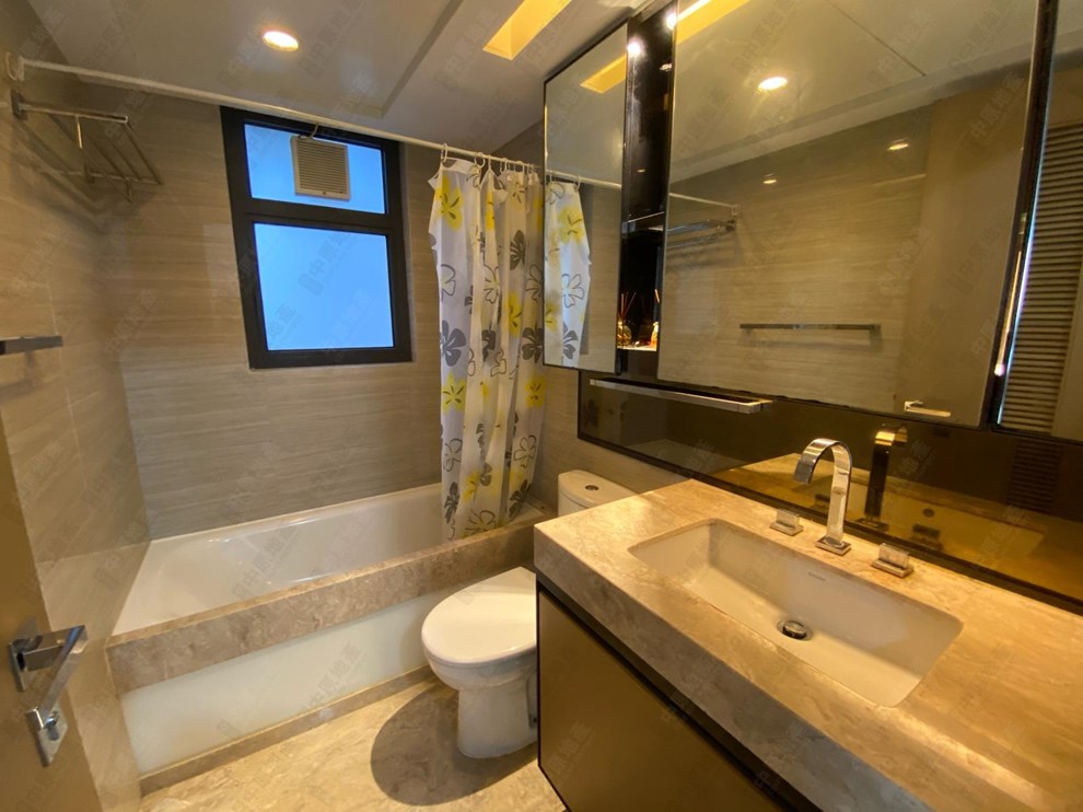 Unit Interior-Washroom