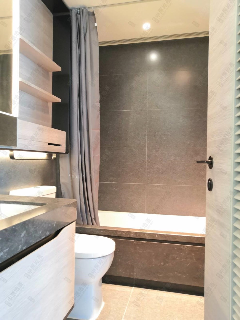 Unit Interior-Washroom