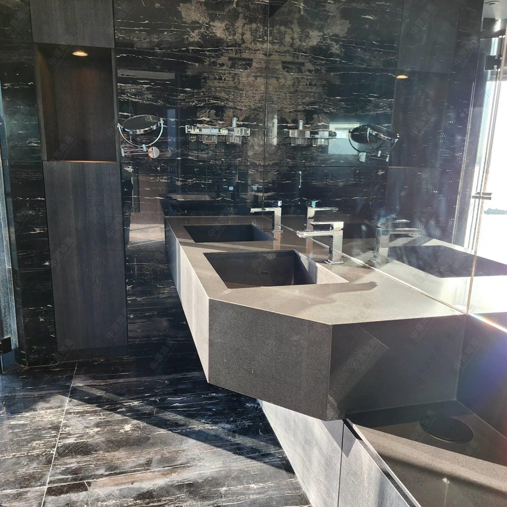 Unit Interior-Master Bathroom