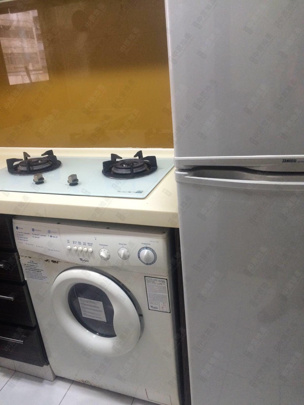 Unit Interior-Kitchen