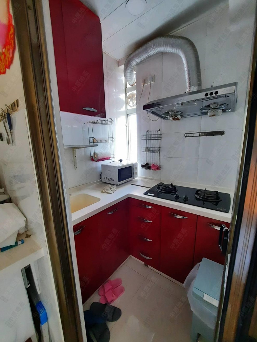 Unit Interior-Kitchen