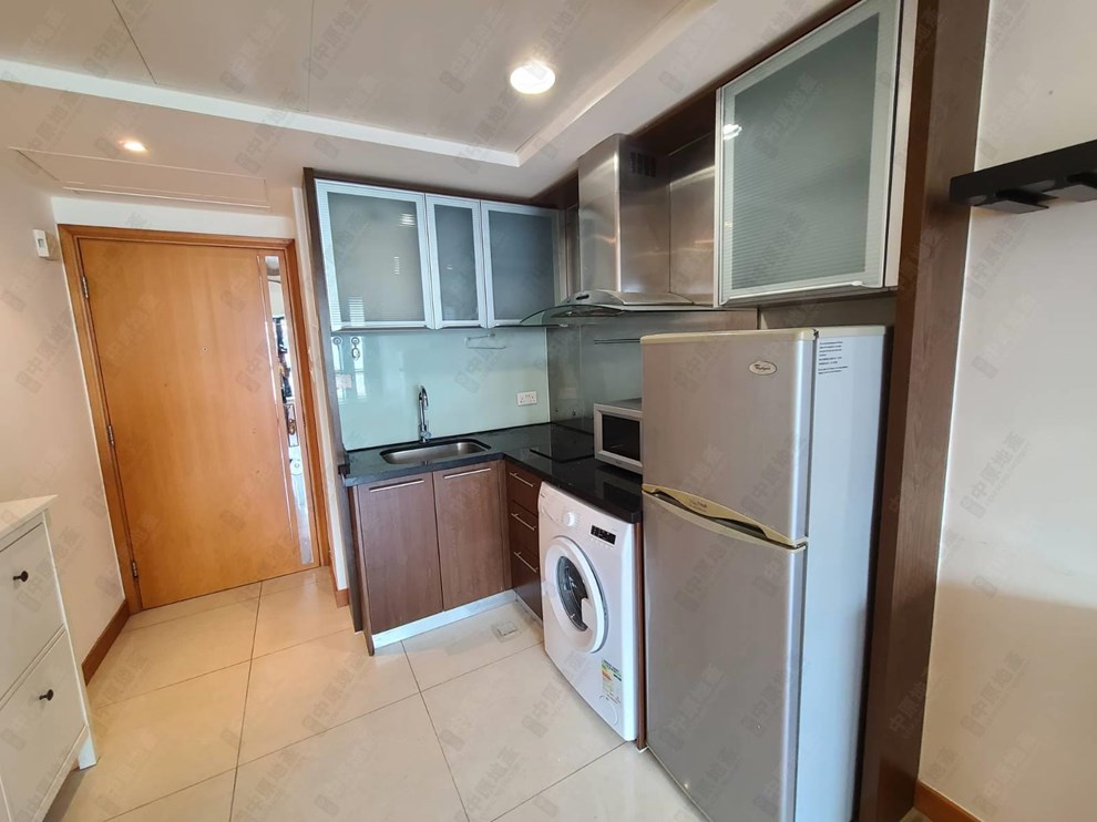 Unit Interior-Kitchen