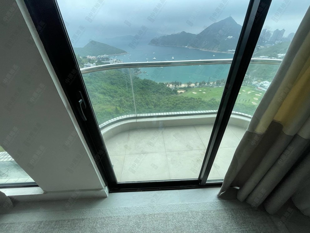 Unit Exterior-Balcony
