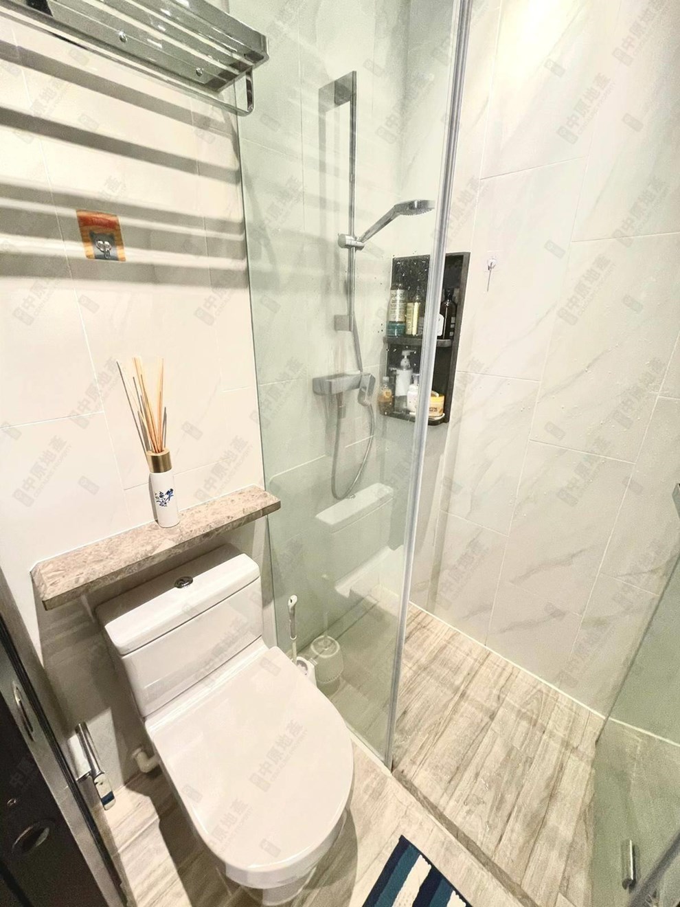 Unit Interior-Washroom