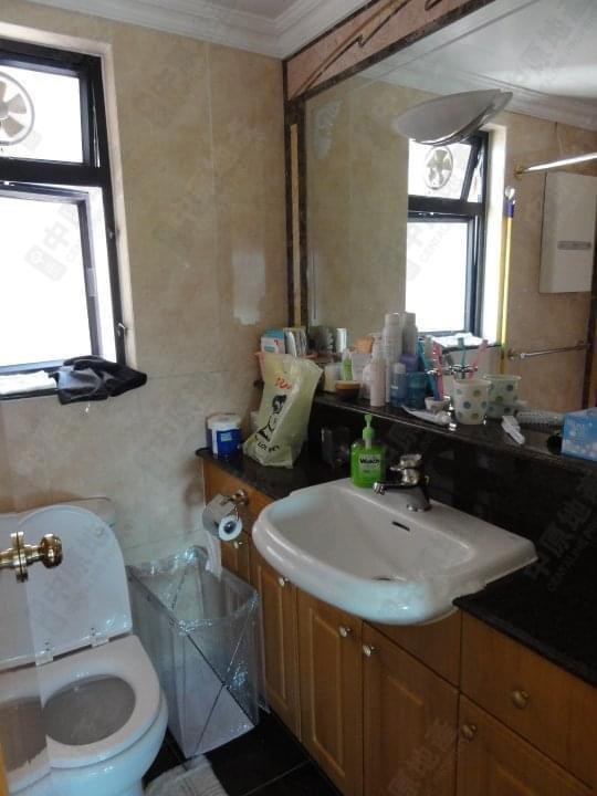 Unit Interior-Bathroom