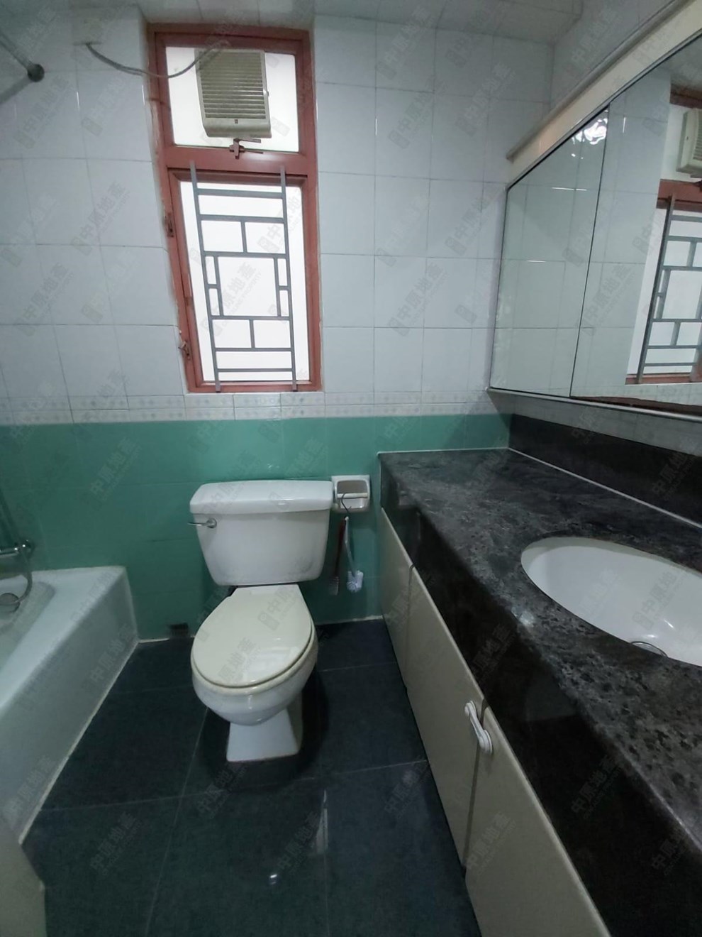 Unit Interior-Bathroom