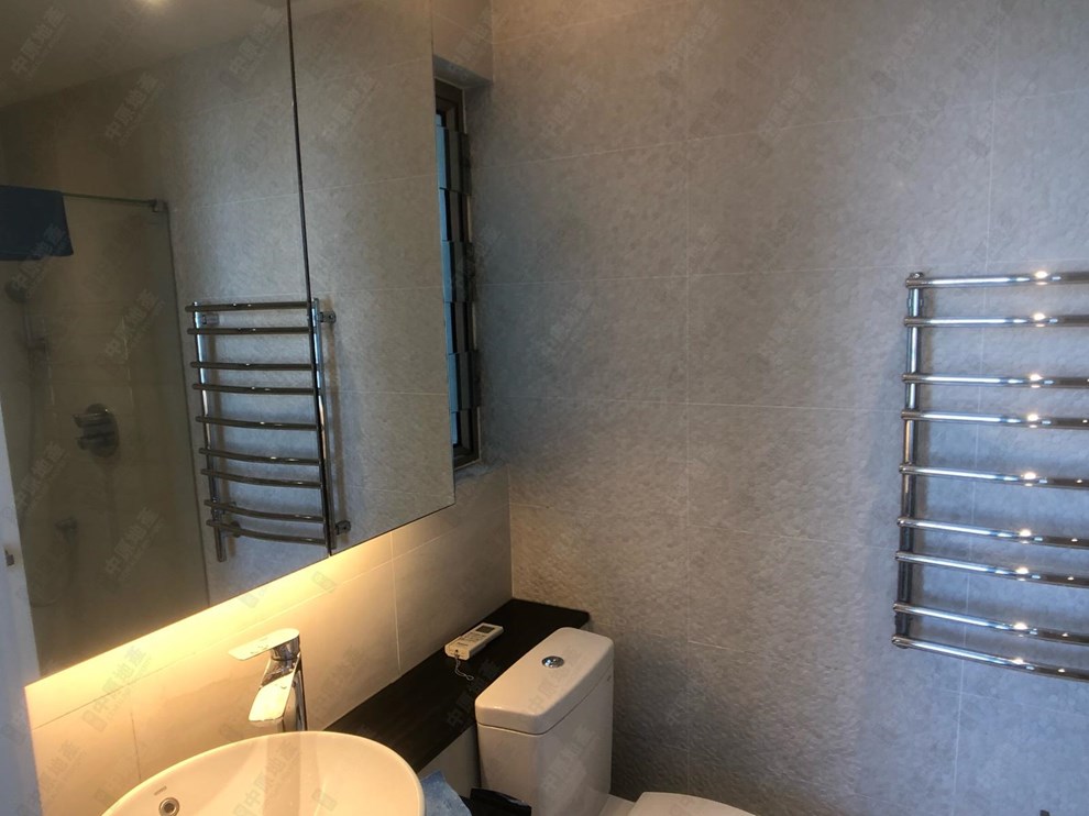 Unit Interior-Master Bathroom