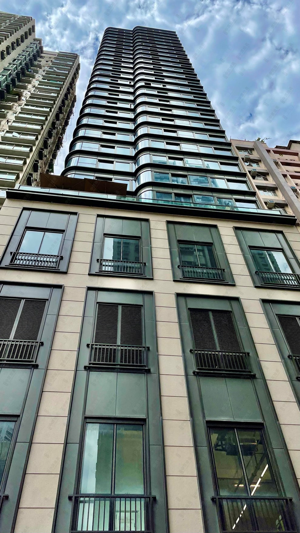 Building-Outlook
