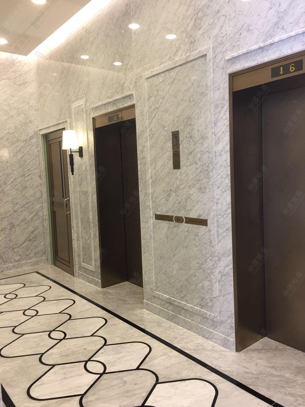 Building-Lobby