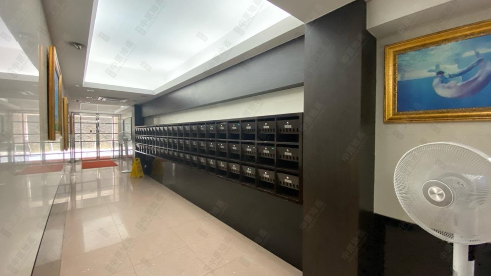 Building-Lobby