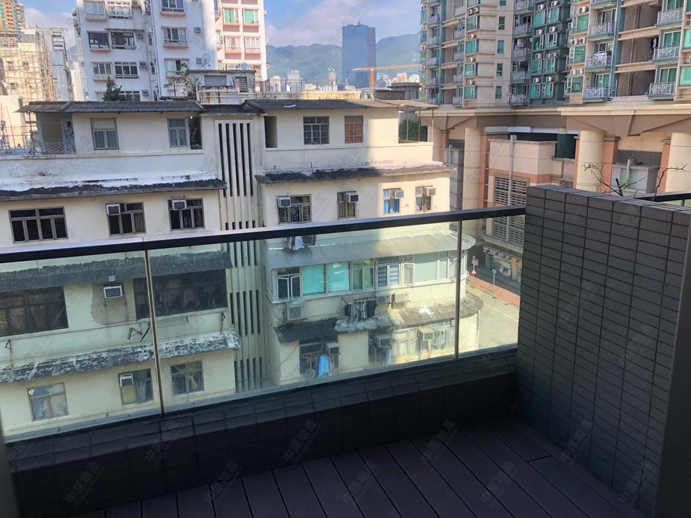 單位外部-平台