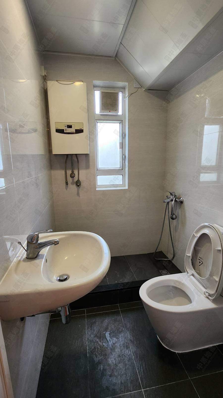 Unit Interior-Bathroom