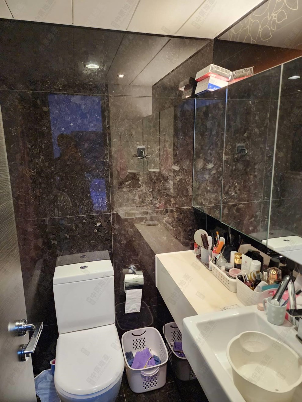 Unit Interior-Master Bathroom