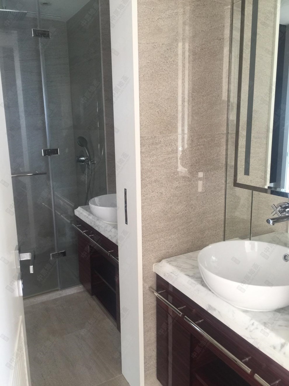 Unit Interior-Bathroom