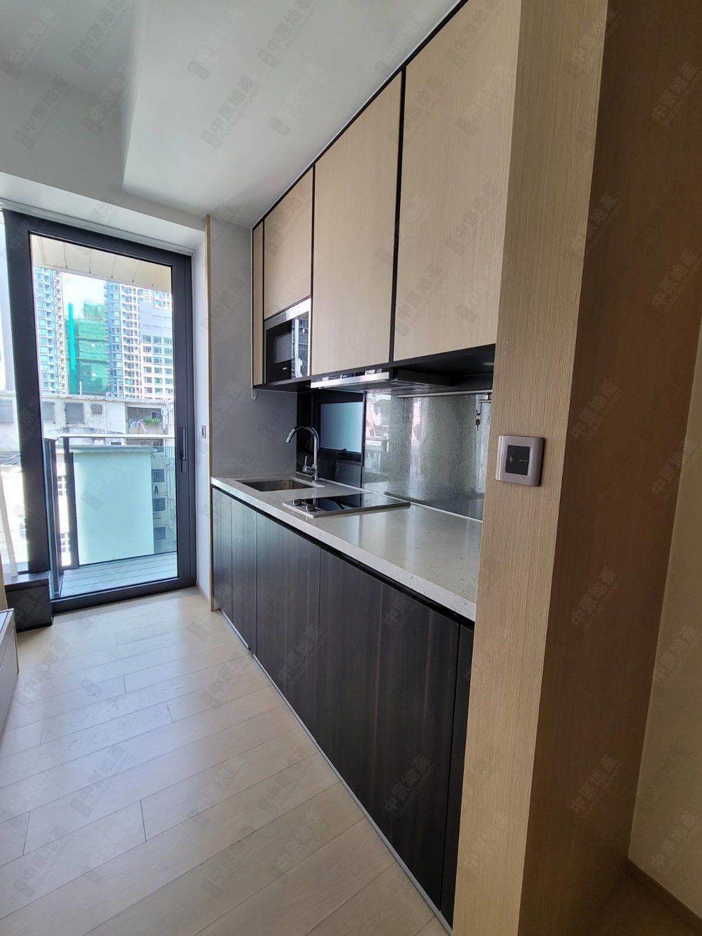 Unit Interior-Kitchen