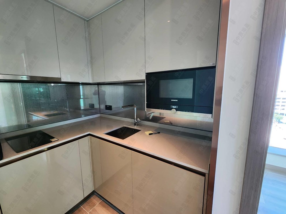 Unit Interior-Kitchen