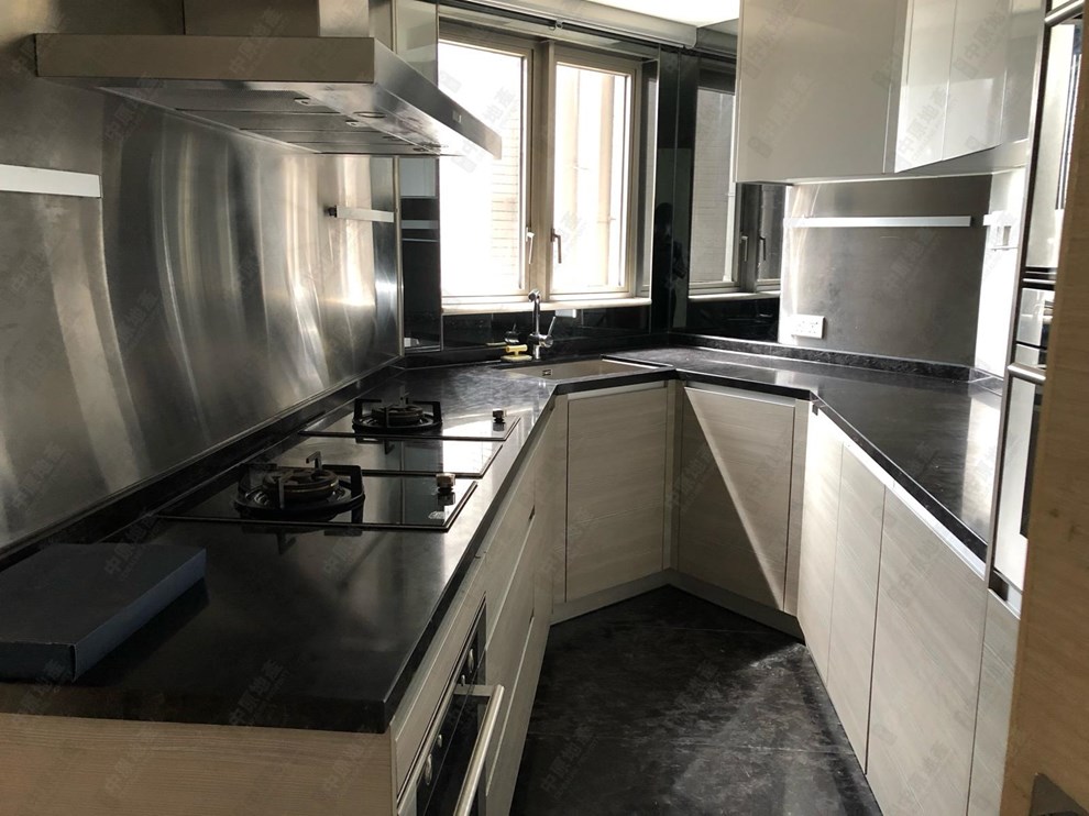 Unit Interior-Kitchen