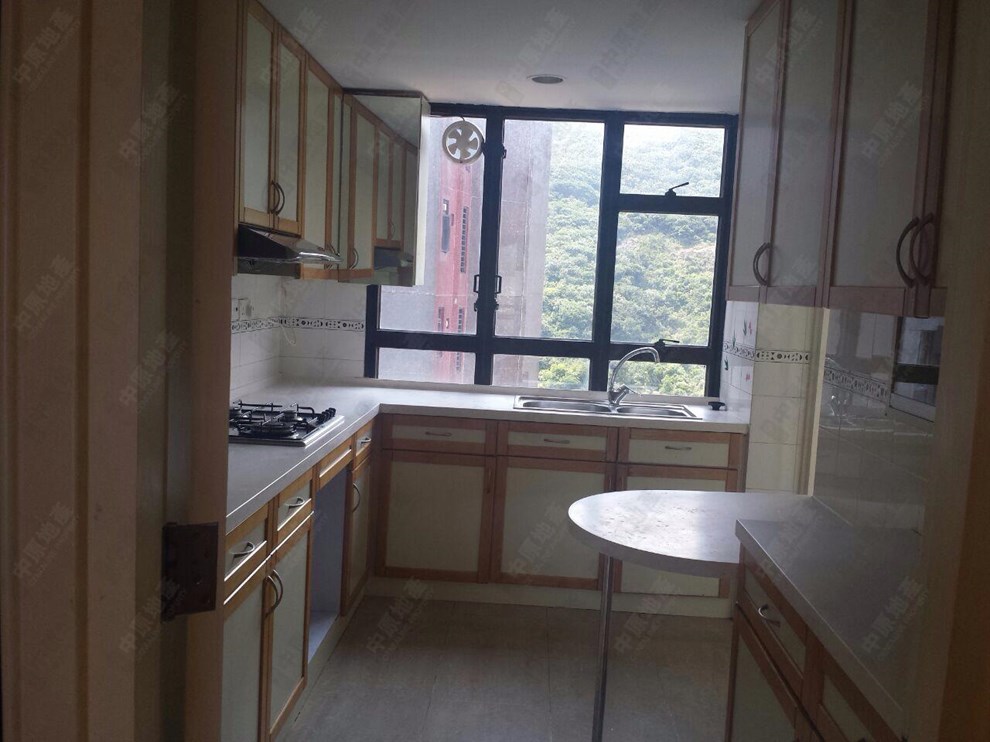 Unit Interior-Kitchen