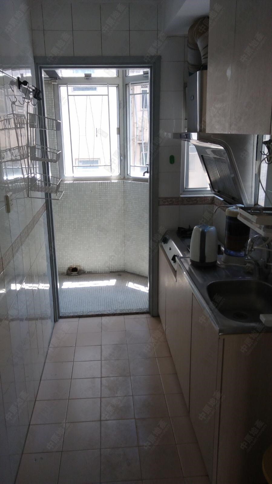 Unit Interior-Kitchen