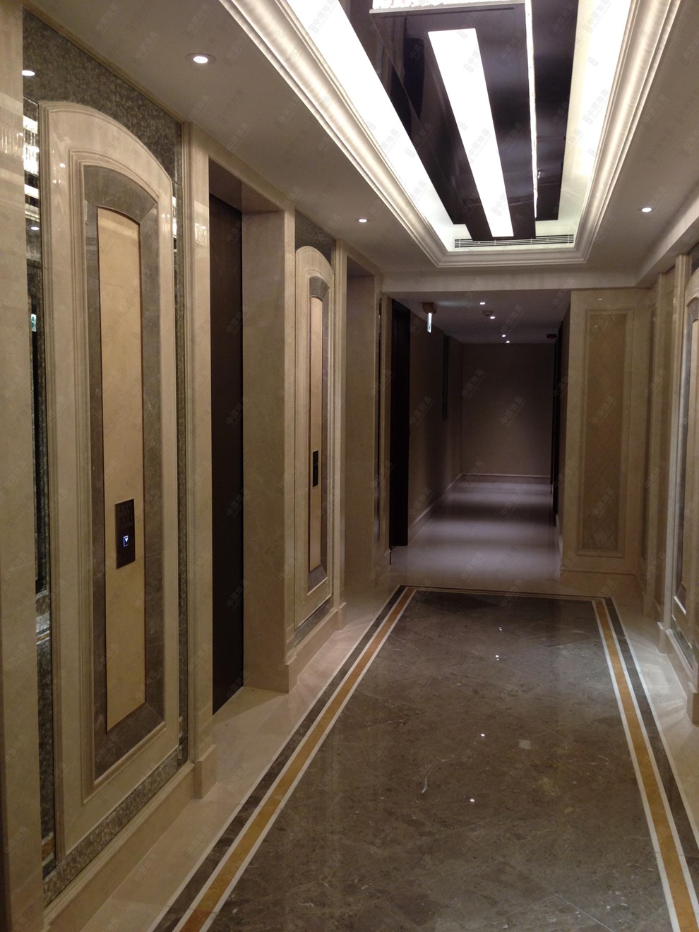 Building-Elevator