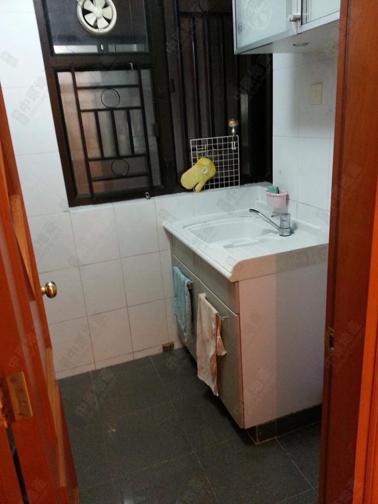 Unit Interior-Kitchen