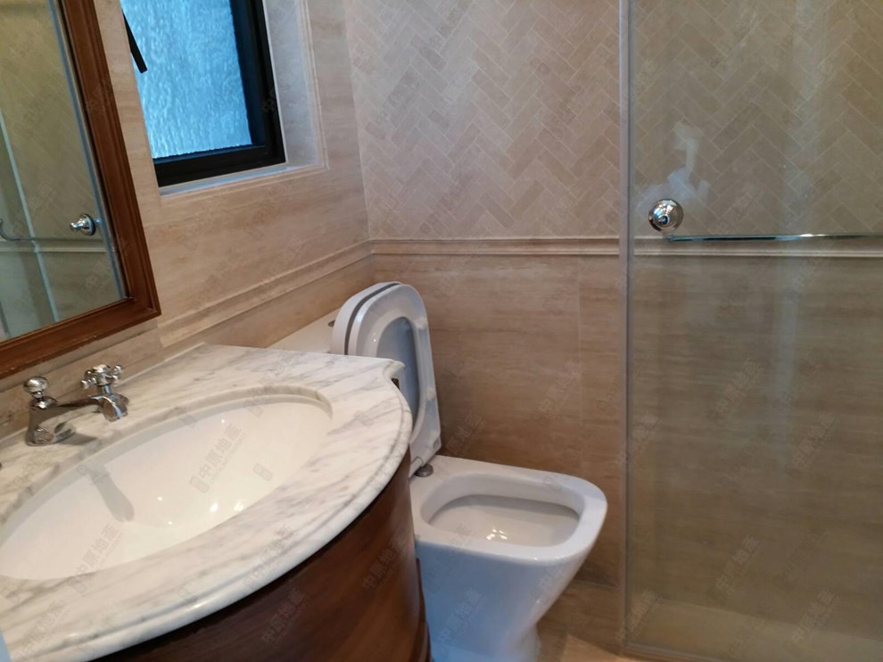 Unit Interior-Bathroom
