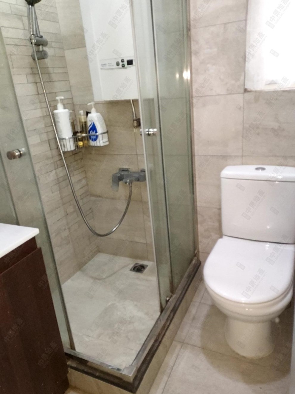 Unit Interior-Bathroom