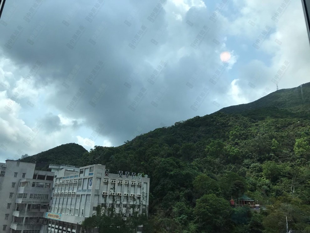 窗外景觀-由睡房
