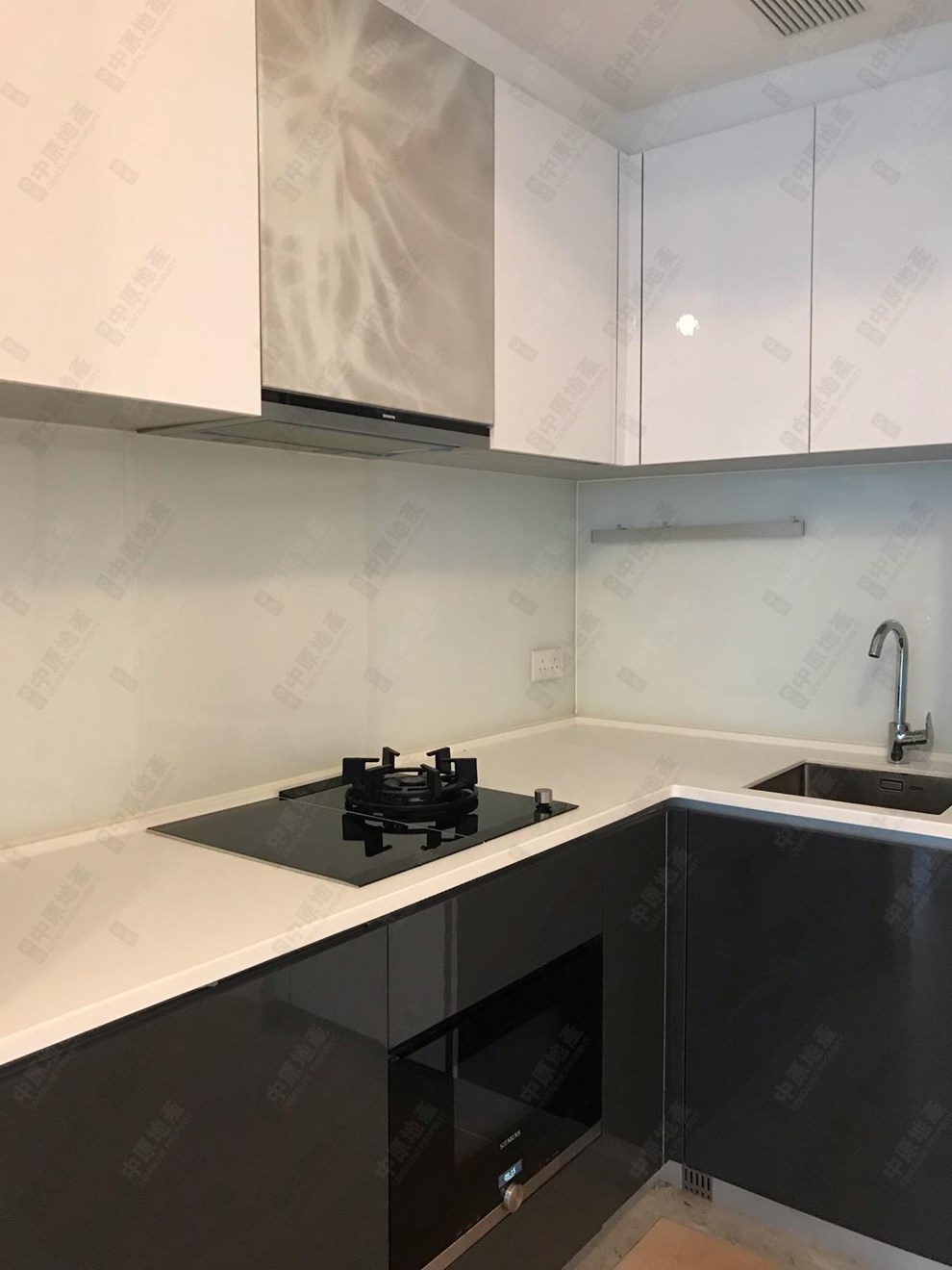 Unit Interior-Kitchen
