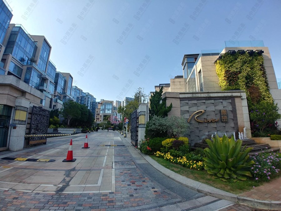 爾巒 茵羅洛斯大道 3座, 相片