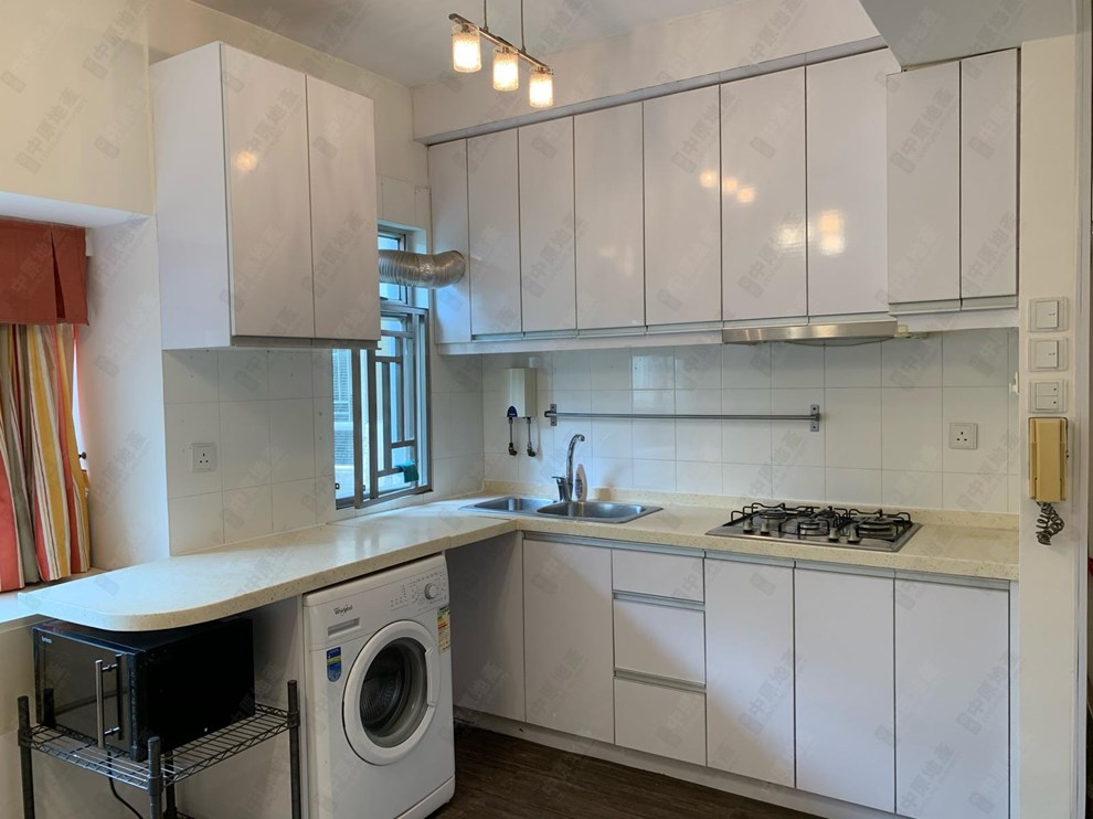 Unit Interior-Kitchen
