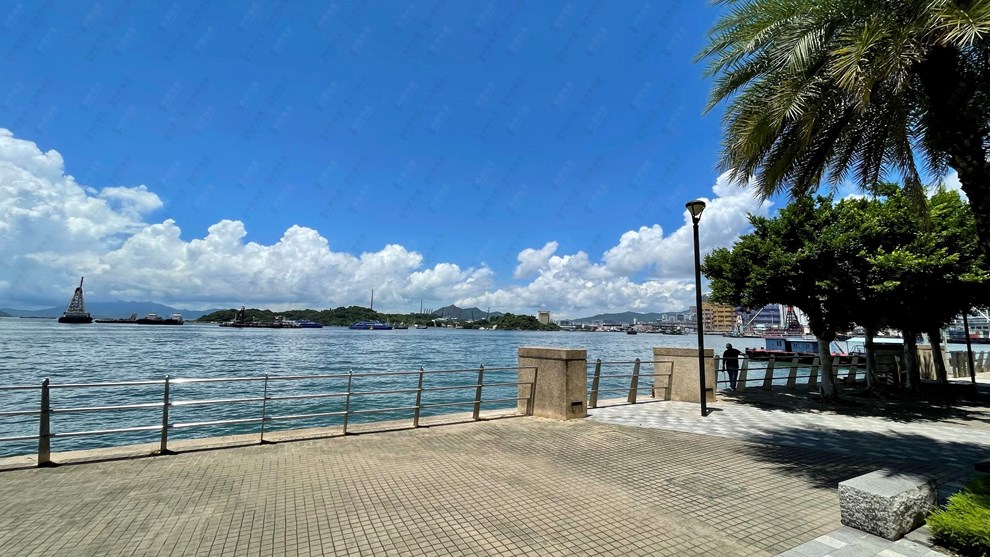 Nearby Environment-Nearby View