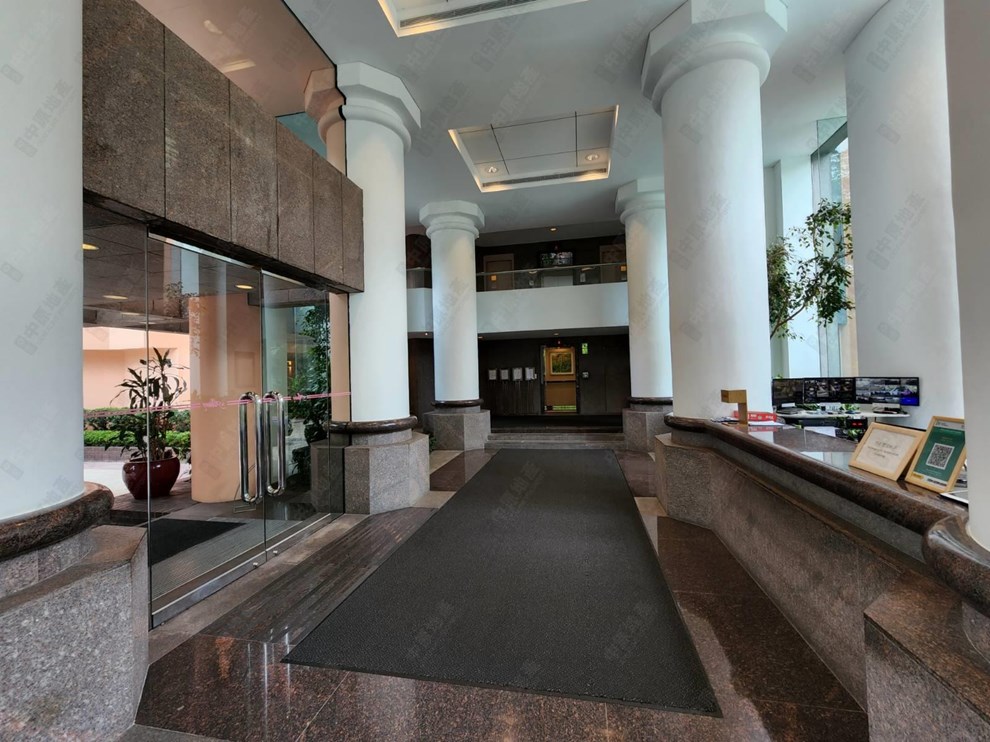 Building-Lobby
