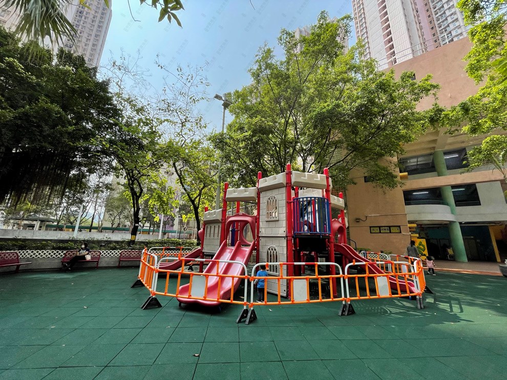 Nearby Environment-Park