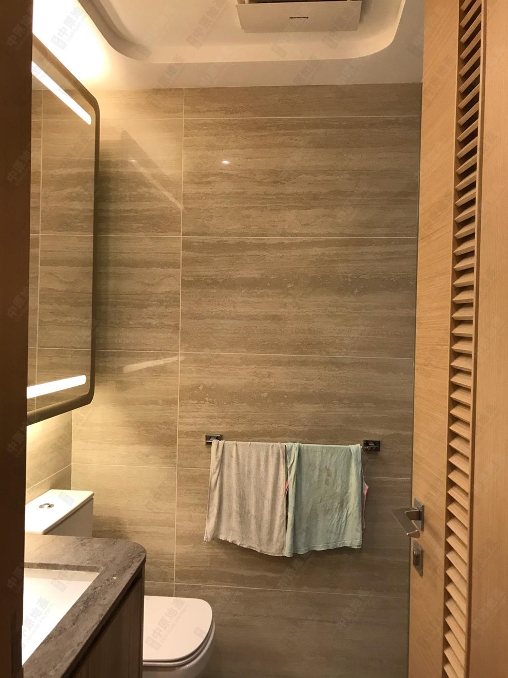 Unit Interior-Bathroom