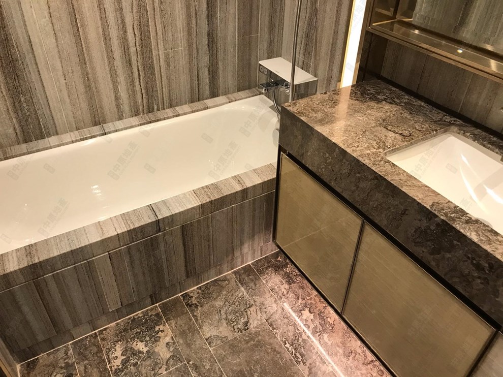 Unit Interior-Master Bathroom