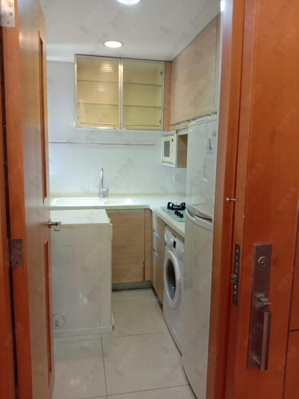 Unit Interior-Kitchen