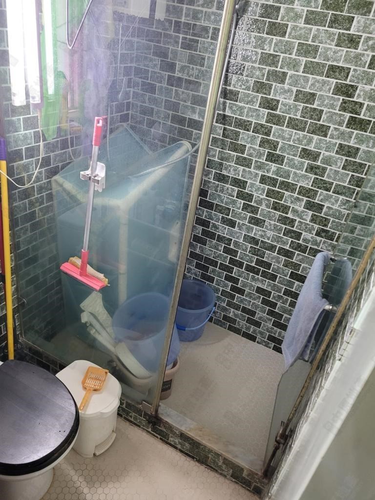 Unit Interior-Bathroom