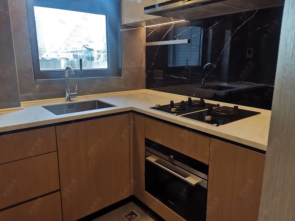 Unit Interior-Kitchen