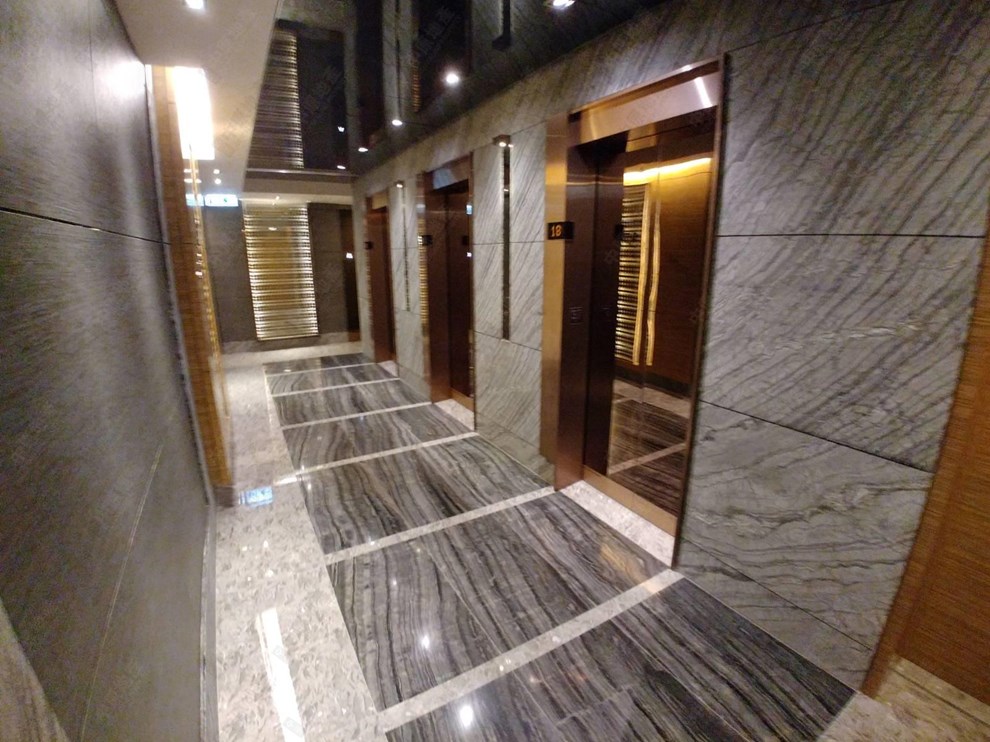 Building-Lobby