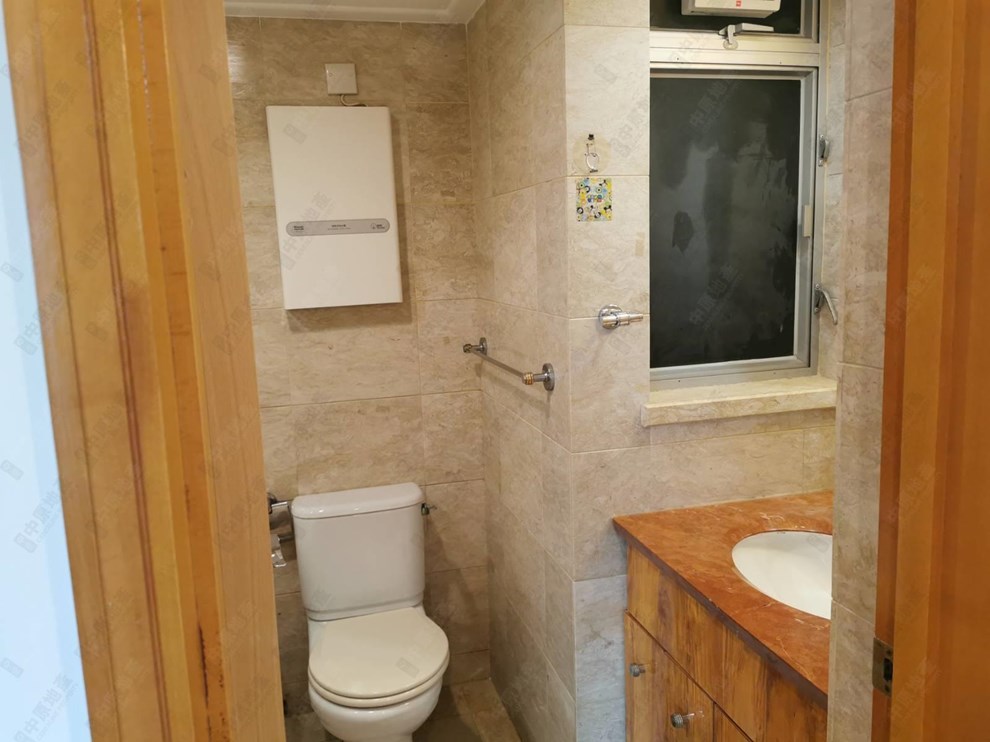 Unit Interior-Bathroom