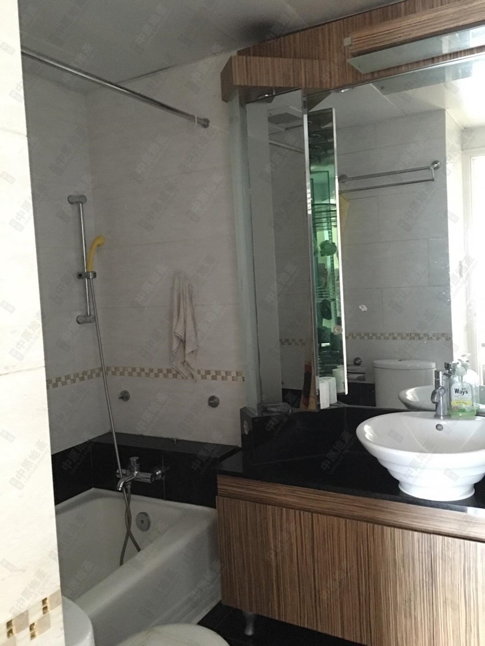 Unit Interior-Master Bathroom