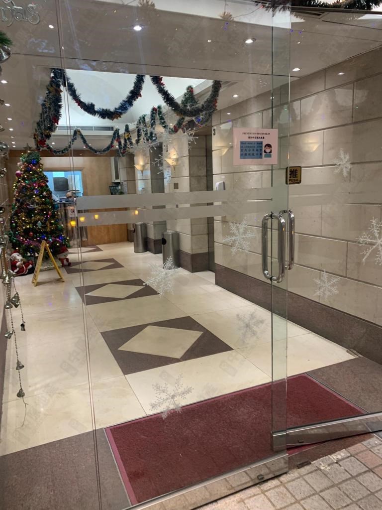Building-Lobby